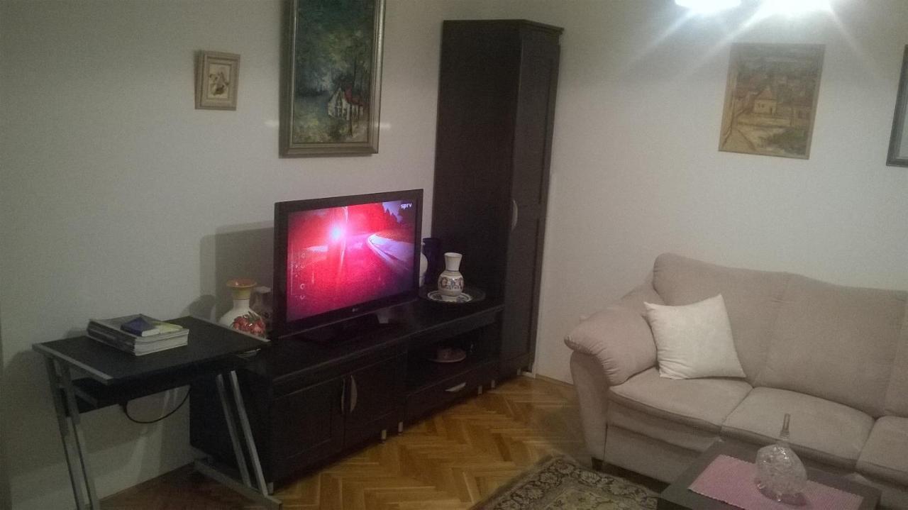Apartman Mario Осиек Екстериор снимка